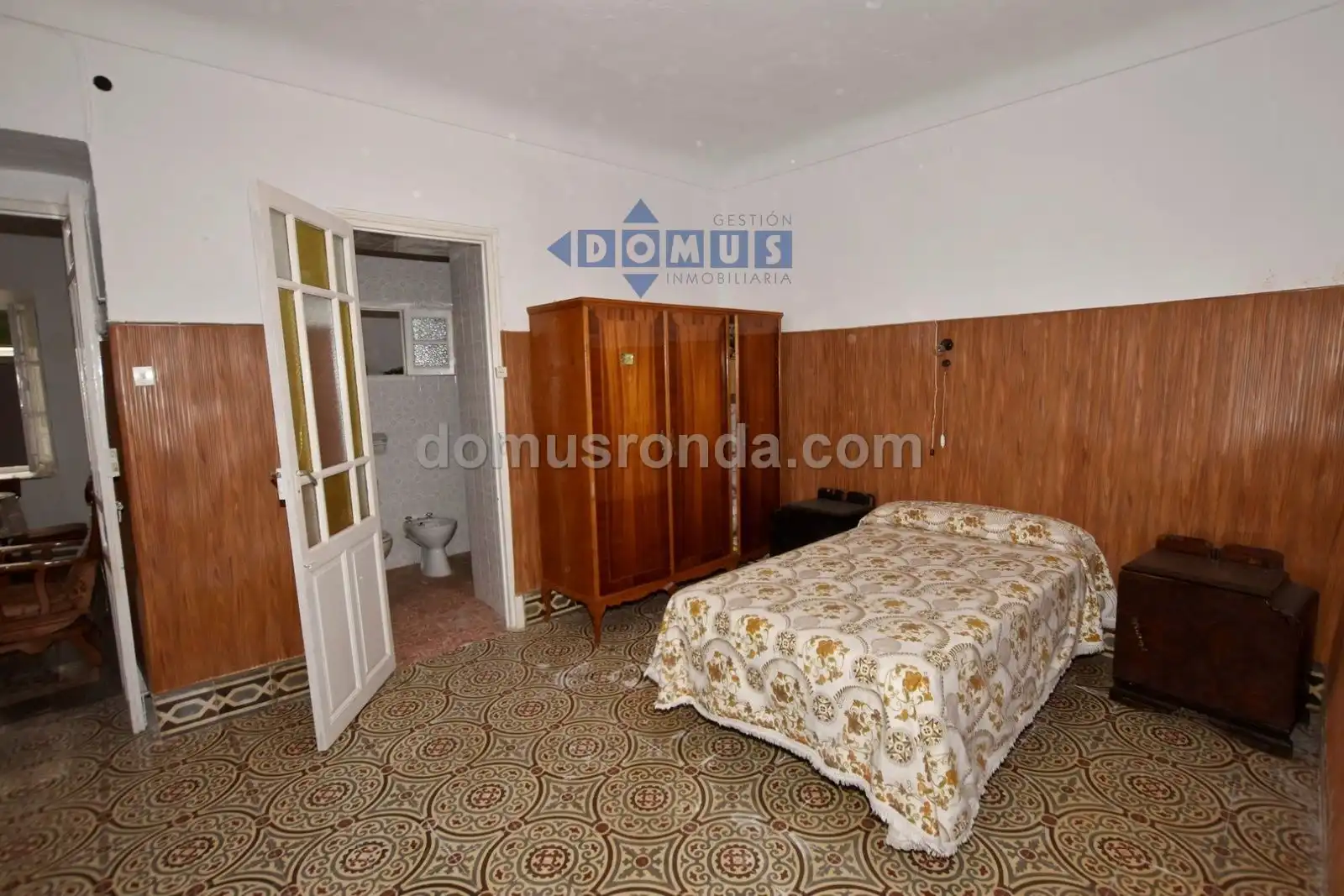 Dormitori de Casa o xalet en venda en Cuevas del Becerro amb Terrassa i Traster