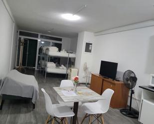 Study to rent in Llatí