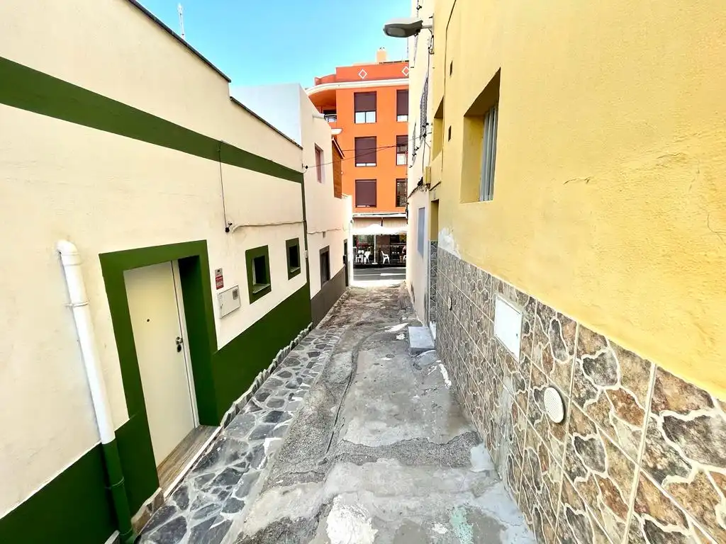 Exterior view of Houses for sale in Granadilla de Abona  with Terrace and Furnished