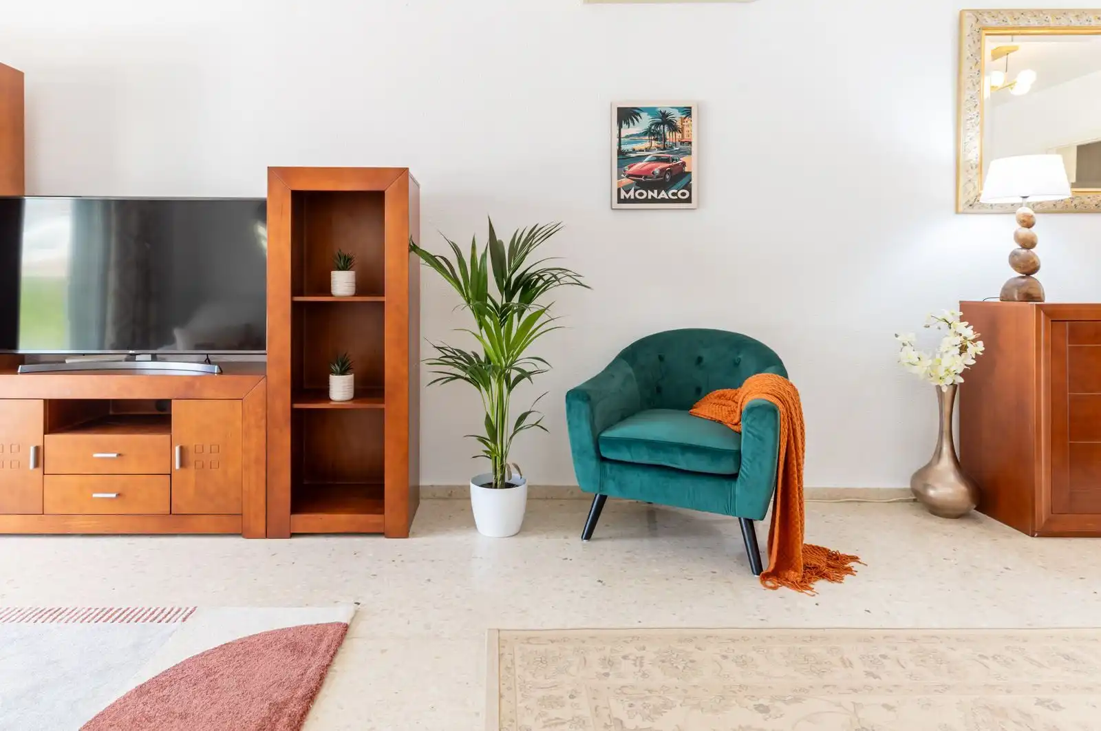 Sala de estar de Piso en venta en Estepona con Aire acondicionado, Terraza y Amueblado