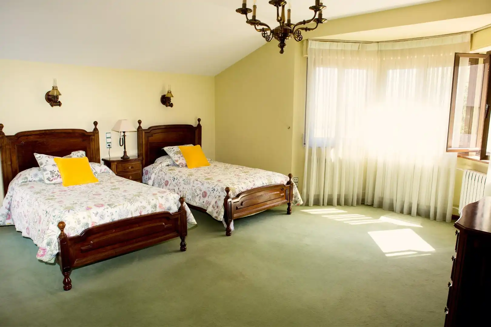 Bedroom of Houses for sale in Salamanca  with Heating and Terrace