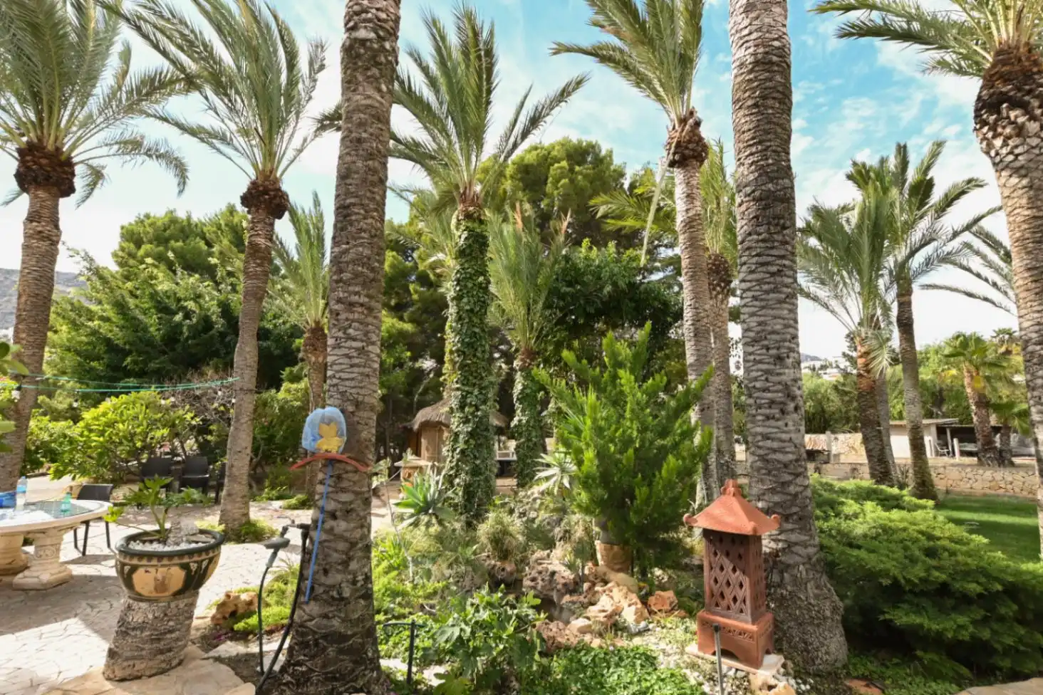 Country homes for sale in Canuta