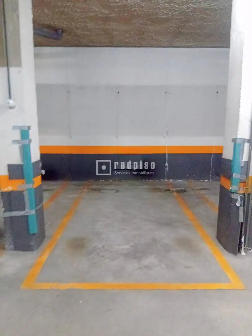 Parking de Piso en venta en Madrid con Terraza