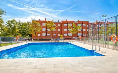 Piscina de Pis de lloguer en Rivas-Vaciamadrid