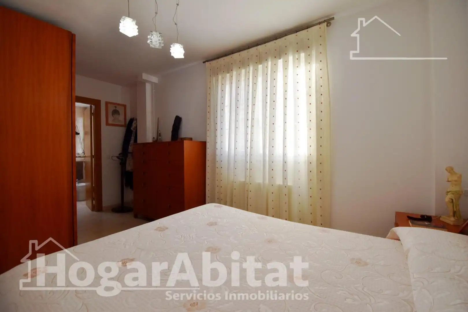 Schlafzimmer von Einfamilien-Reihenhaus zum Verkauf in Cullera mit Heizung, Terrasse und Abstellraum