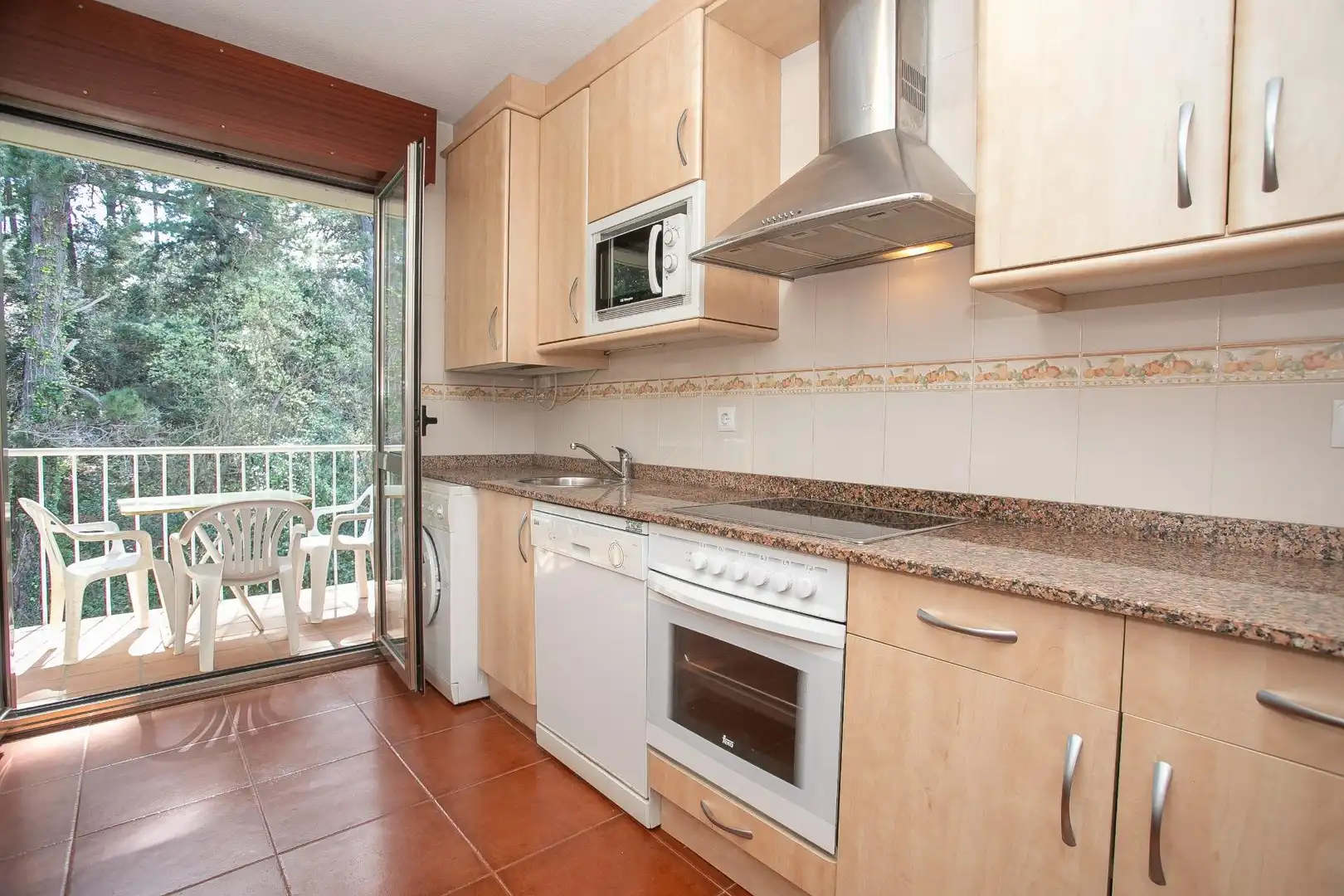 Cocina de Piso en venta en San Vicente de la Barquera con Calefacción y Balcón