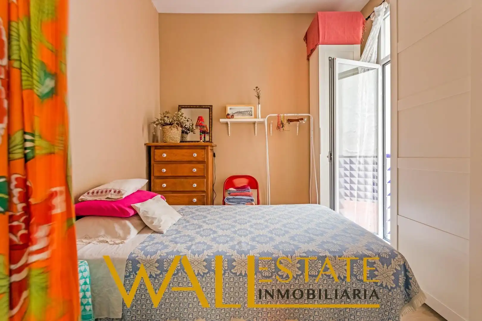 Habitación de Planta baja en venta en Madrid con Calefacción