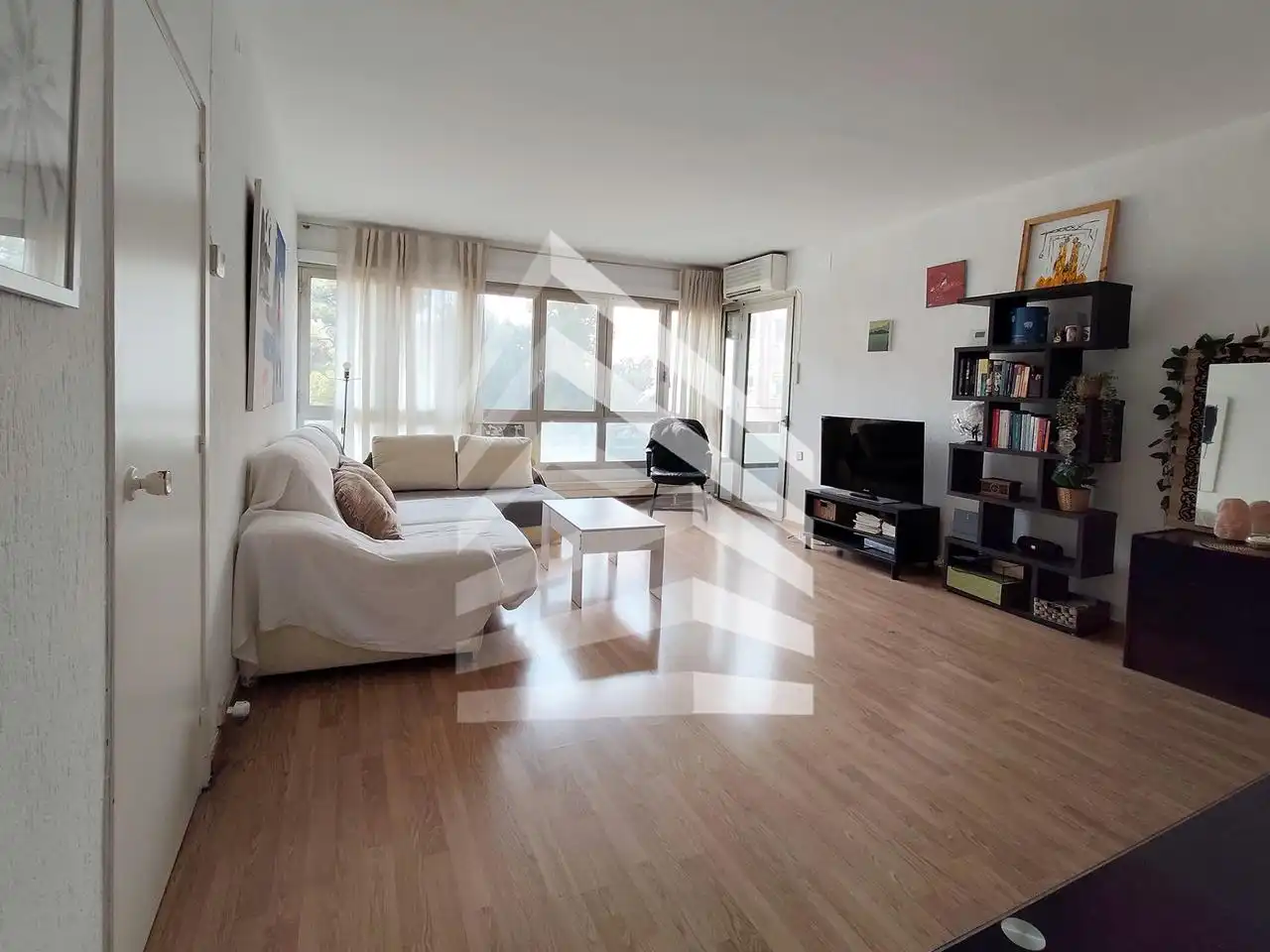 Sala d'estar de Pis en venda en Barcelona amb Calefacció i Terrassa