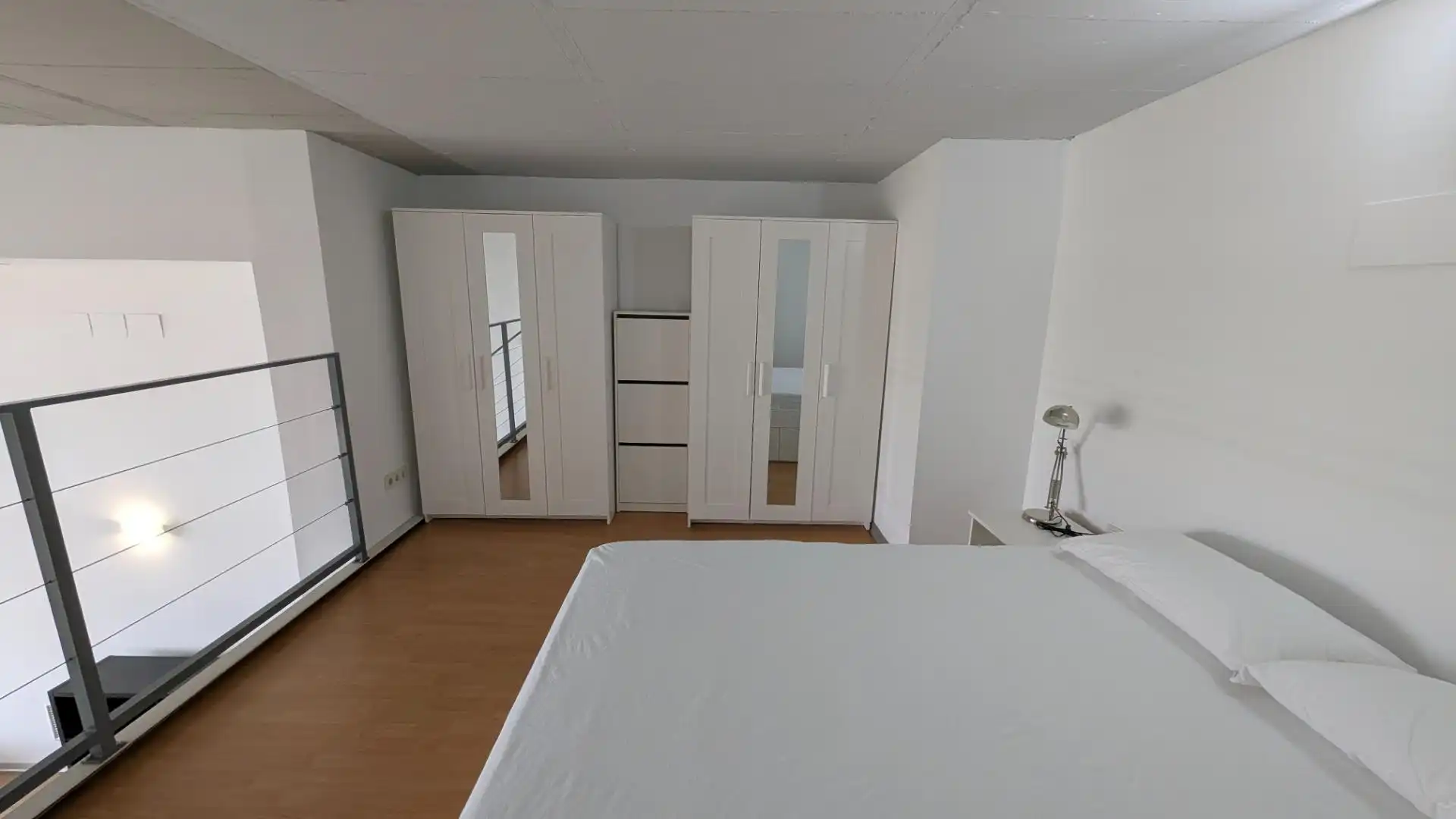 Habitación de Dúplex en venta en Valencia con Aire acondicionado, Terraza y Amueblado