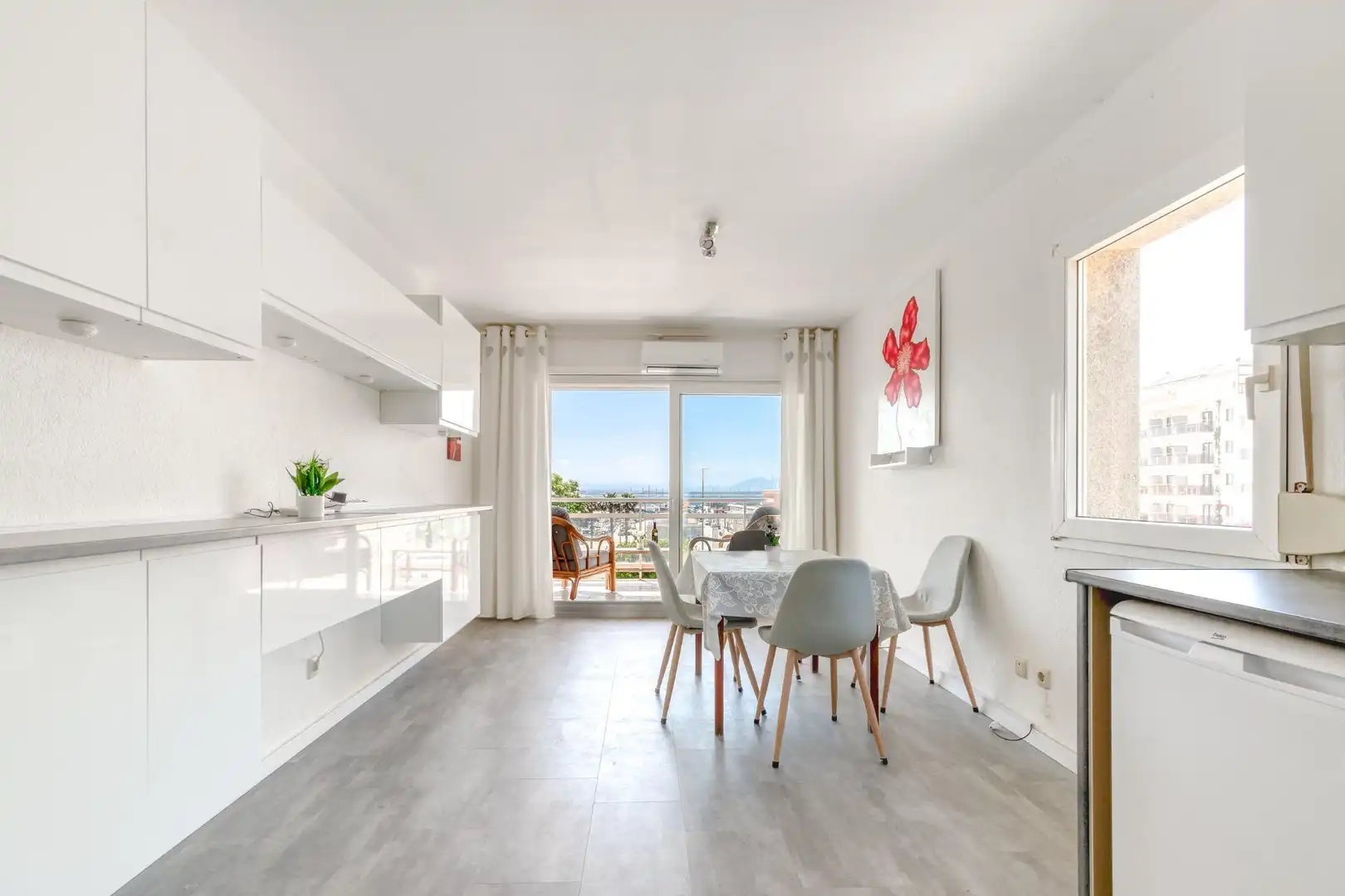 Mini appartamento con terrazza in vendita a de Mercè Rodoreda, imagen 13