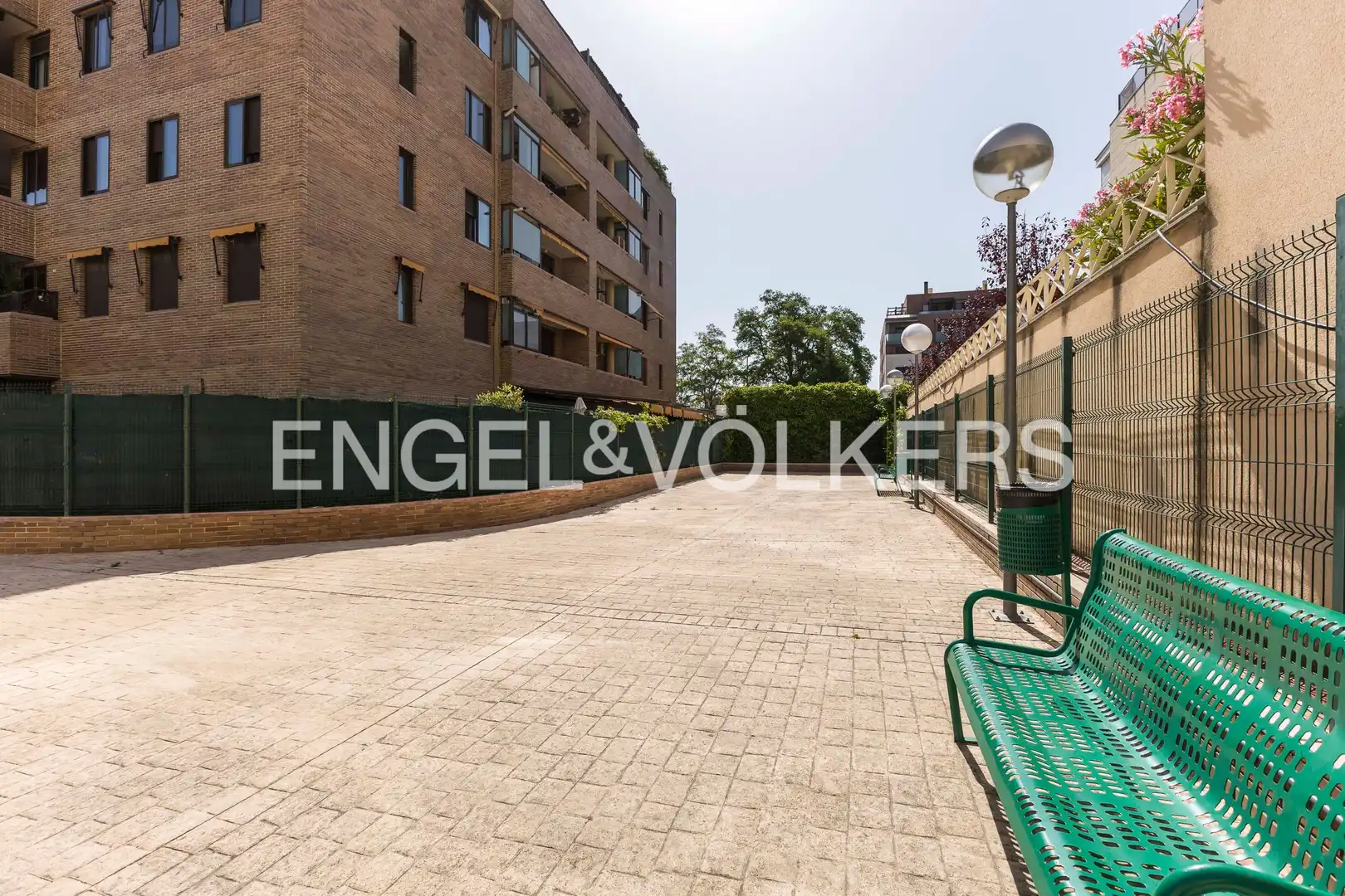 Terraza de Piso en venta en Madrid con Calefacción, Parquet y Terraza
