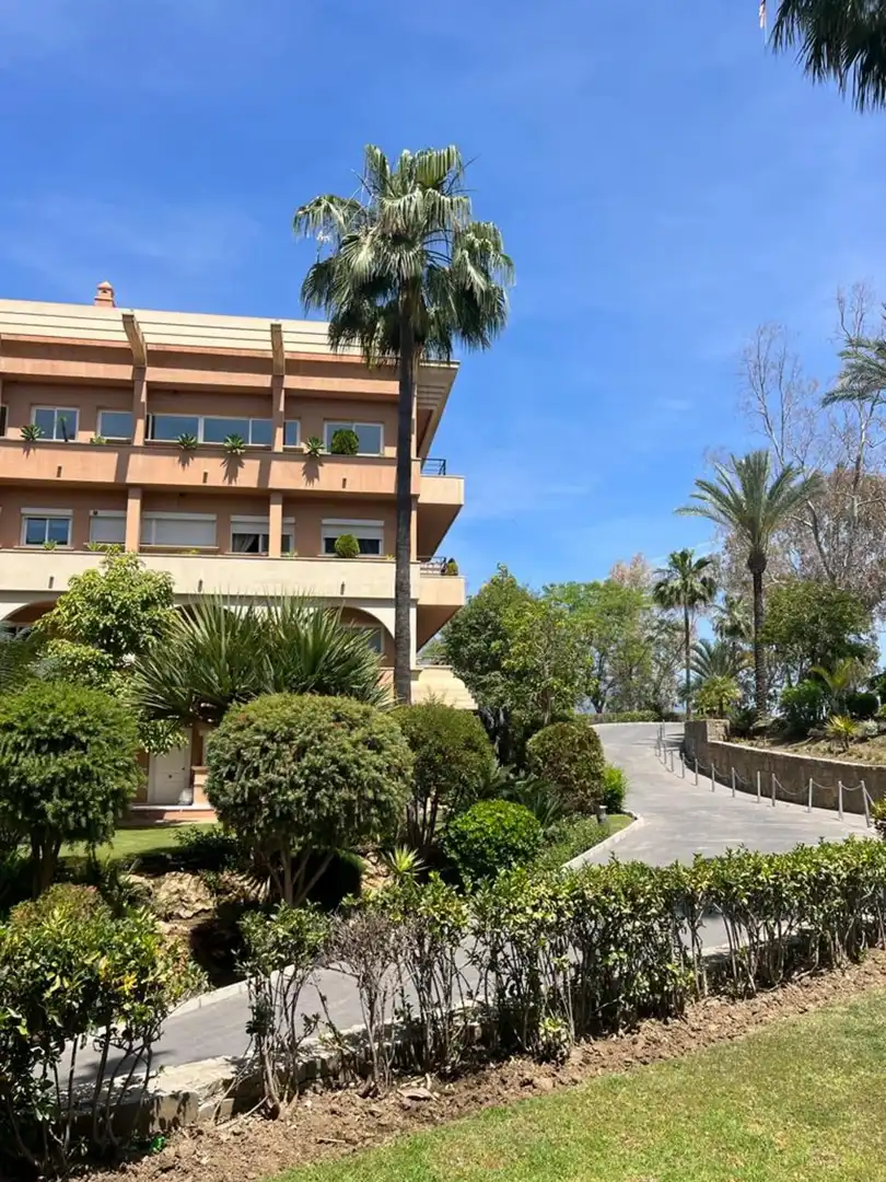 Apartament amb piscina en venda a Plaza Costa del Sol 12-32, imagen 2