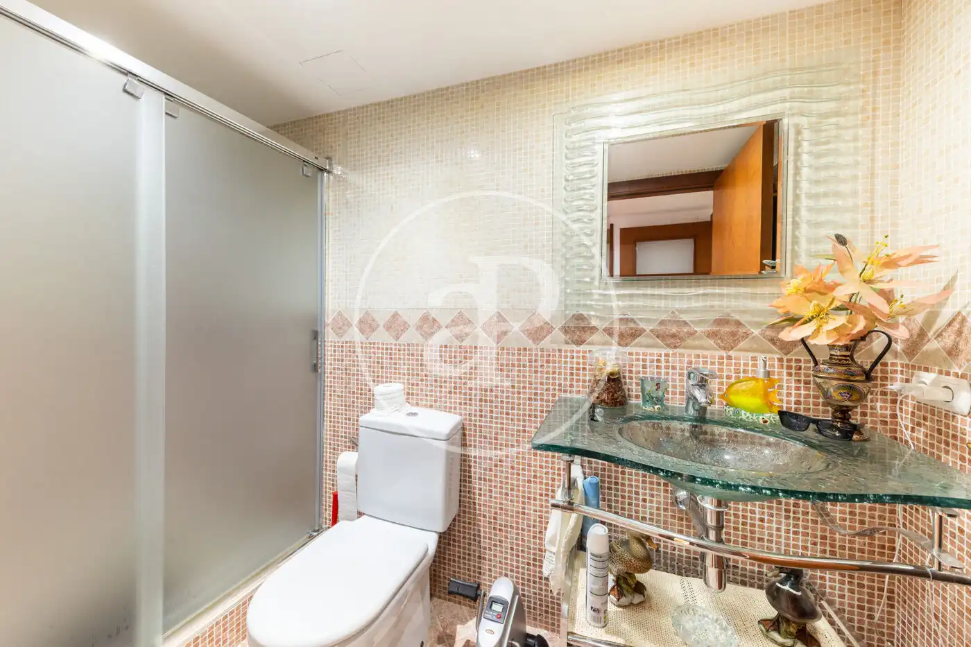 Badezimmer von Wohnung zum Verkauf in  Palma de Mallorca mit Klimaanlage, Heizung und Privatgarten