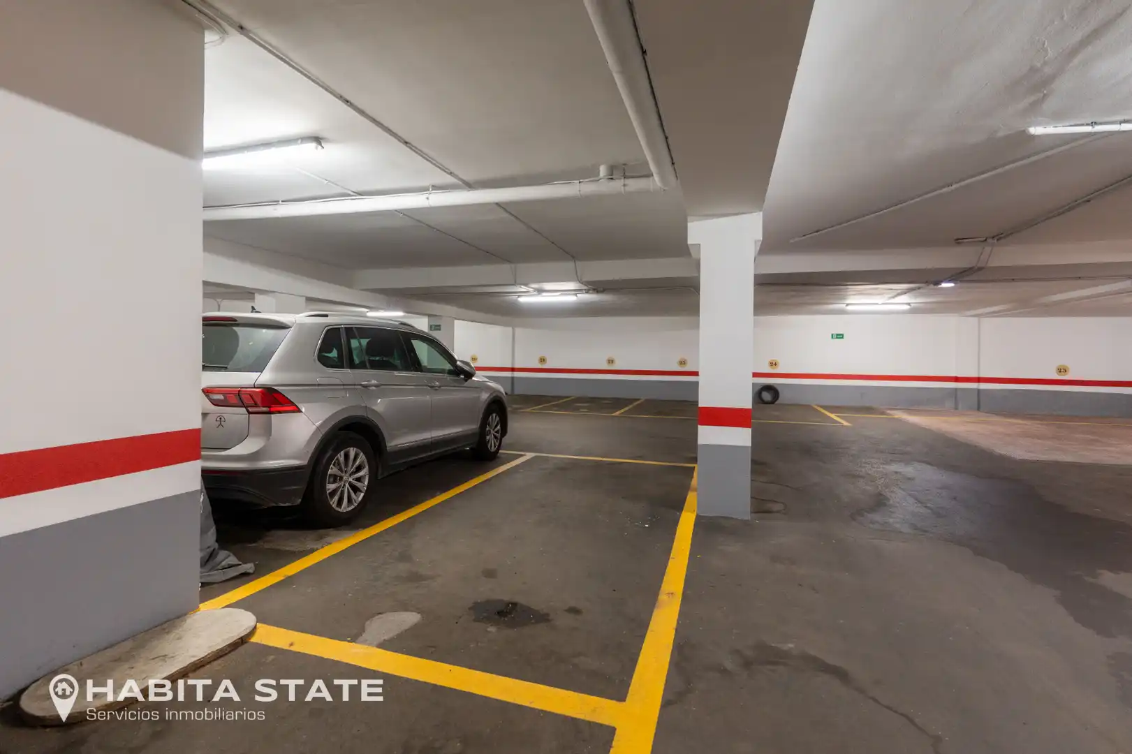 Parking of Flat for rent in Almería  with Air Conditioner, Heating and Terrace