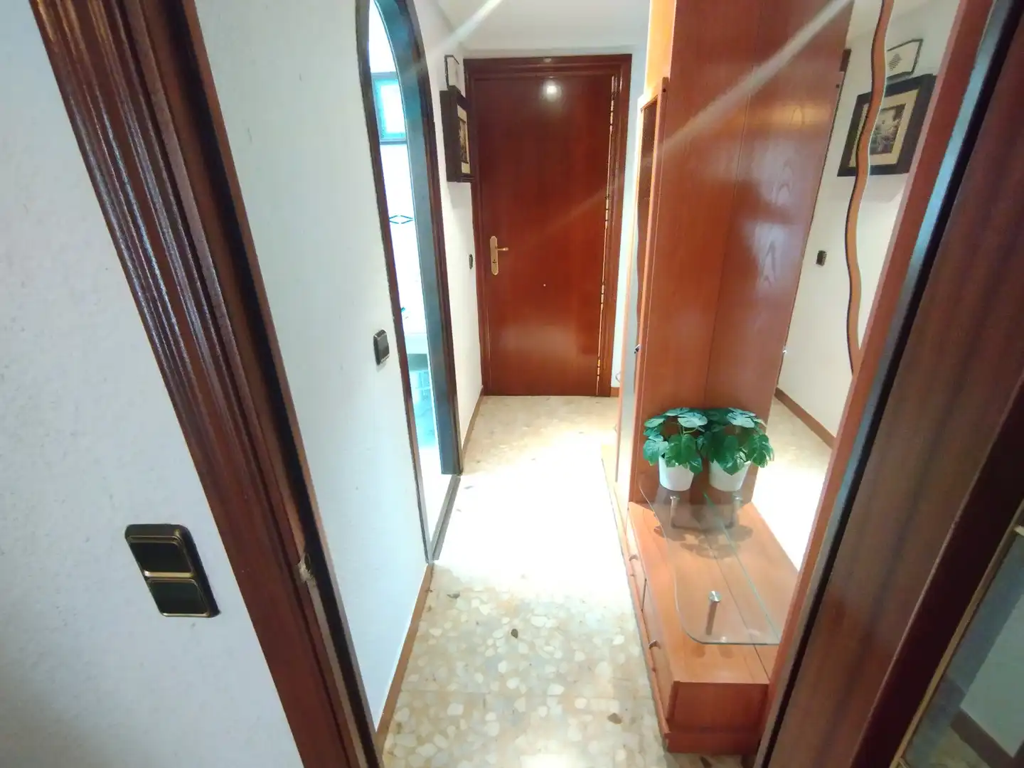 Wohnung zum Verkauf in Zaragoza mit Heizung, Terrasse und Möbliert