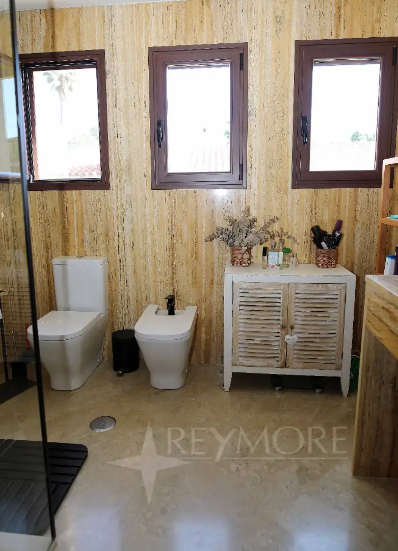 Baño de Casa o chalet en venta en Córdoba con Aire acondicionado, Calefacción y Jardín privado