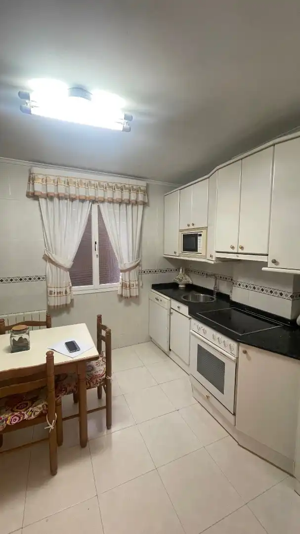 Piso en venta en Azeta - Abatxolo