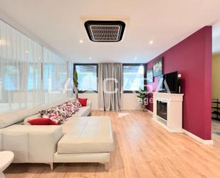 Living room of Planta baja for sale in  Barcelona Capital