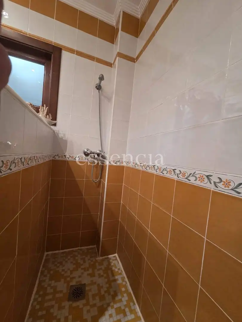 Bathroom of Houses for sale in Terrateig  with Air Conditioner, Private garden and Terrace