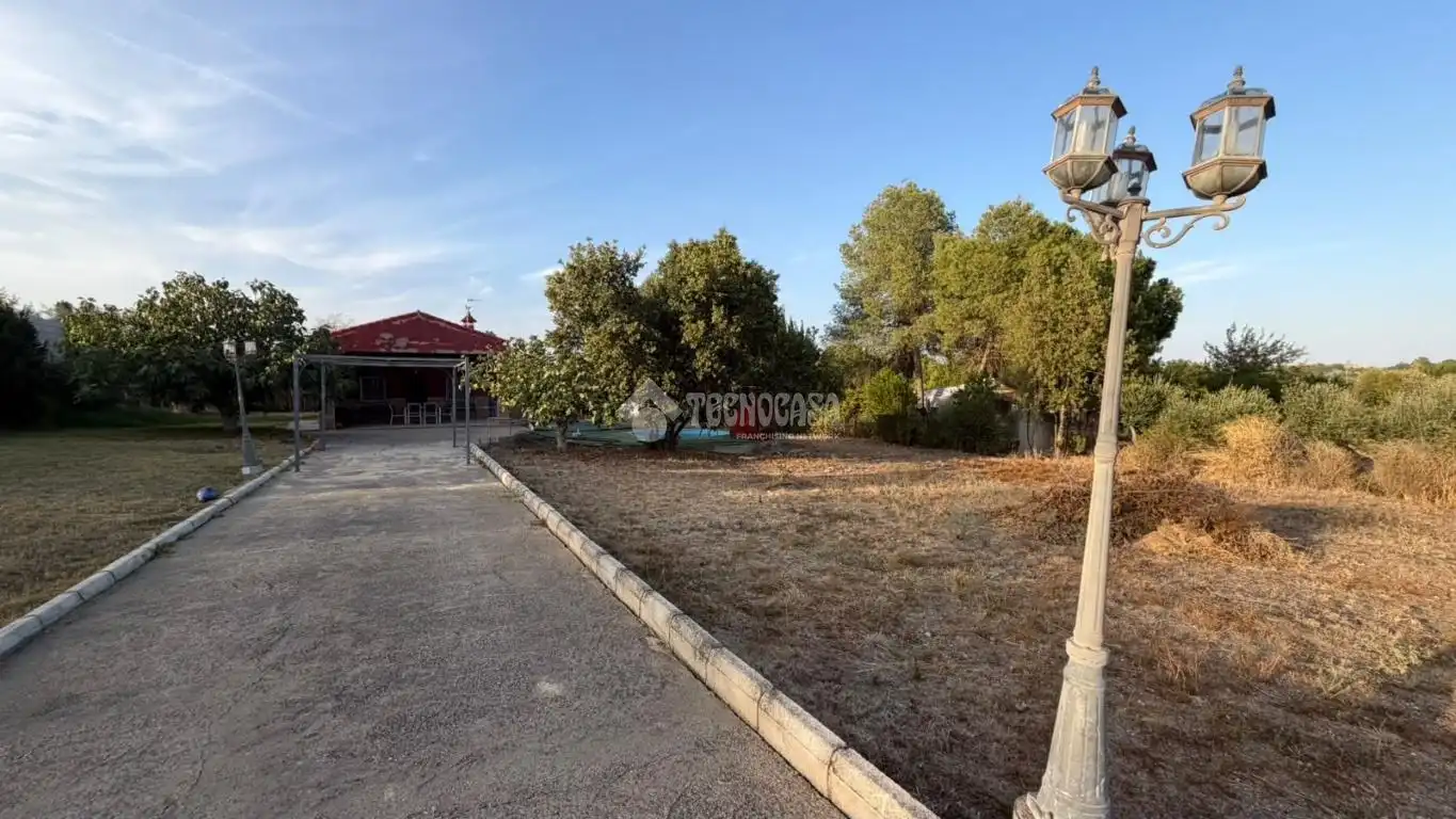 Haus zum Verkauf in Sanlúcar la Mayor, imagen 3