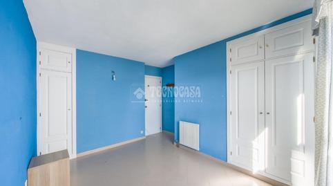 Foto 5 de Piso en venta en Calle Hermanos Gómez, Ventas,  Madrid Capital
