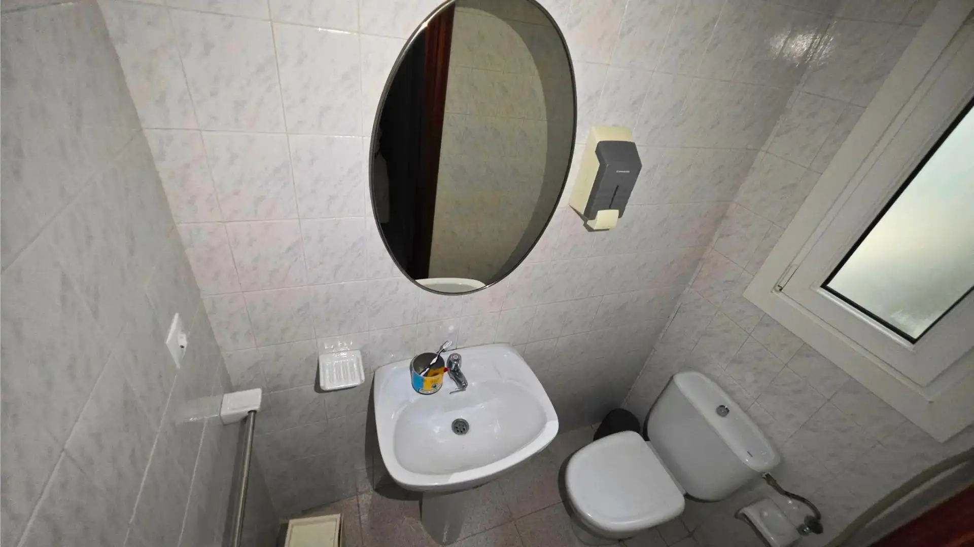 Bathroom of Office for rent in Centro