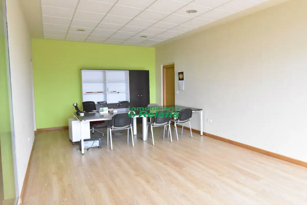 Local comercial en venda a Perdiz, imagen 2