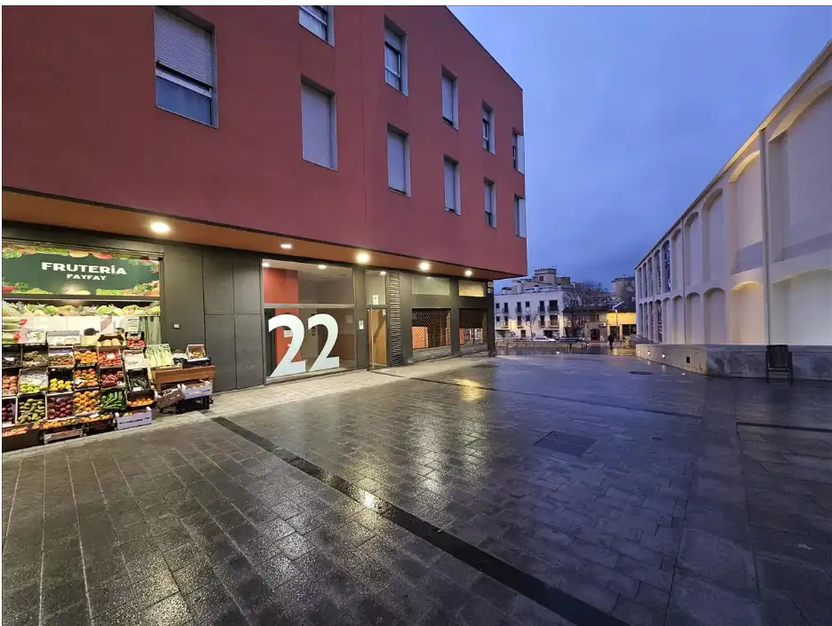 Business premises for sale in Carrer de Pi i Margall, imagen 14