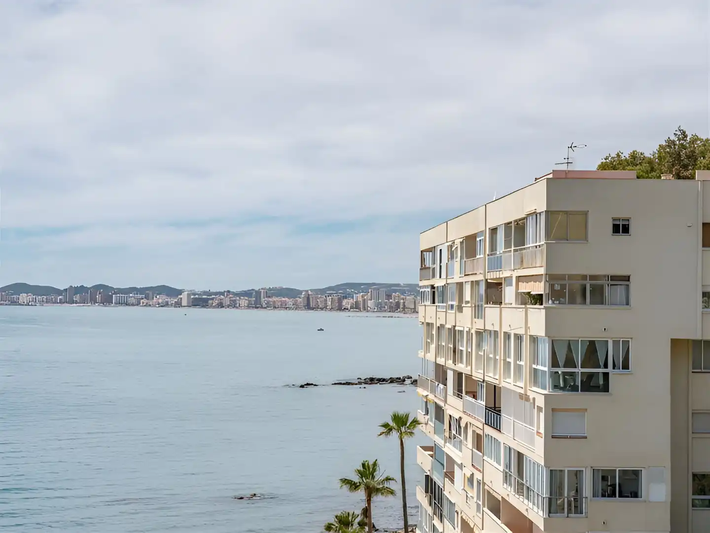 Apartament amb piscina en venda a Solymar, imagen 3