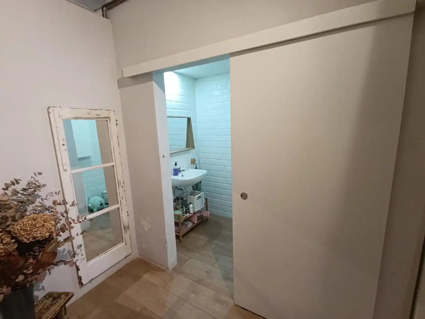 Baño de Local en traspaso en Barcelona con Aire acondicionado y Amueblado