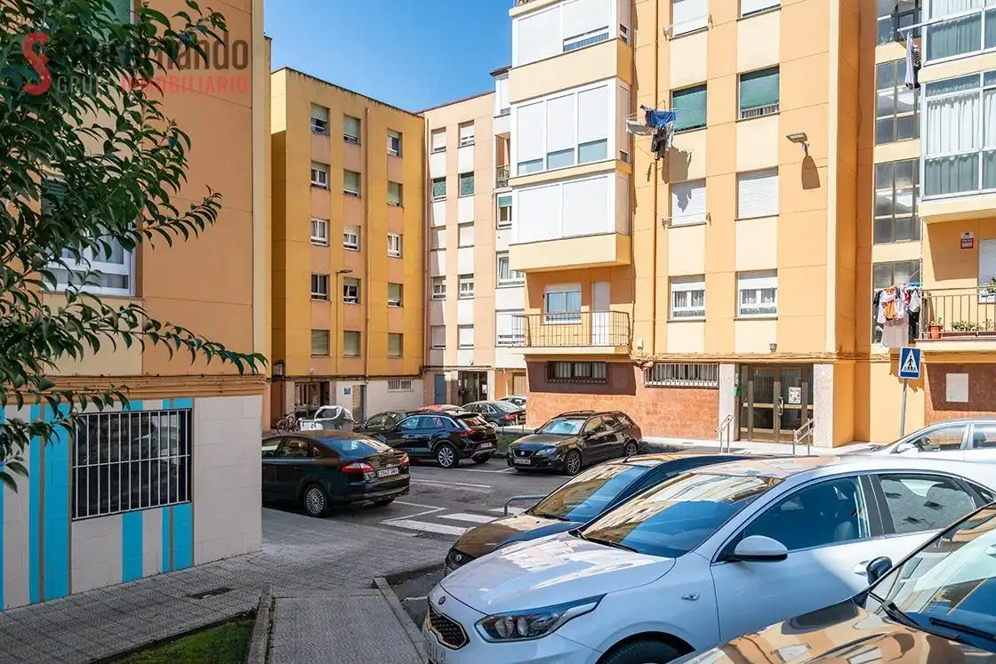 Vista exterior de Piso en venta en Santander con Calefacción