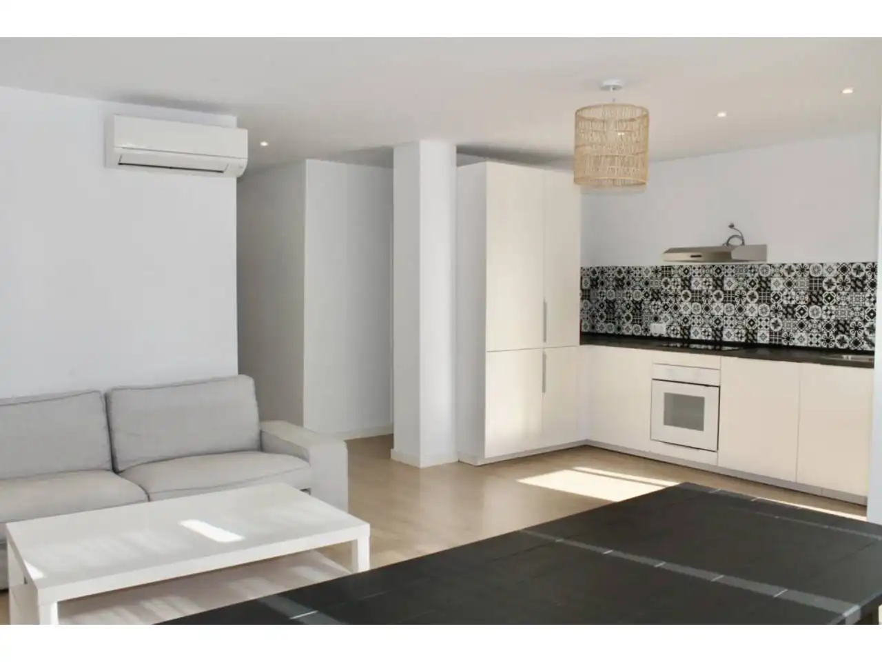 Küche von Wohnung zur Miete in  Palma de Mallorca mit Klimaanlage, Heizung und Parkett