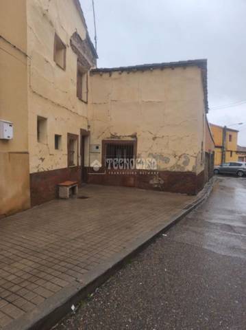 Casa adosada en Venta en Torrelaguna