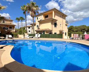 Piscina de Casa o xalet de lloguer en Santa Margalida amb Aire condicionat, Moblat i Piscina comunitària