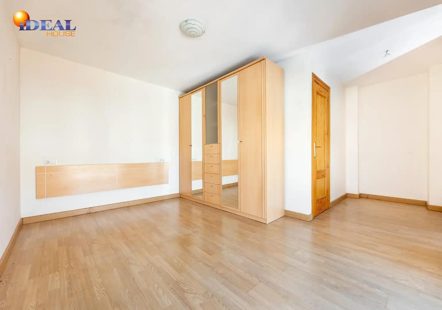 Terraced house with terrace for sale in San Antón, imagen 14