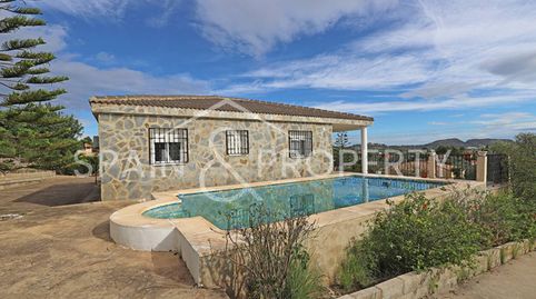 Chalet a la venta en suelo rústico en Montroy, Valencia
