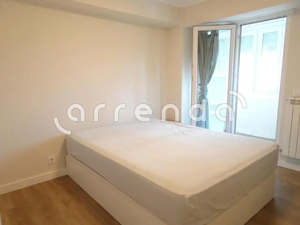 Schlafzimmer von Wohnung zur Miete in Santander mit Heizung und Möbliert
