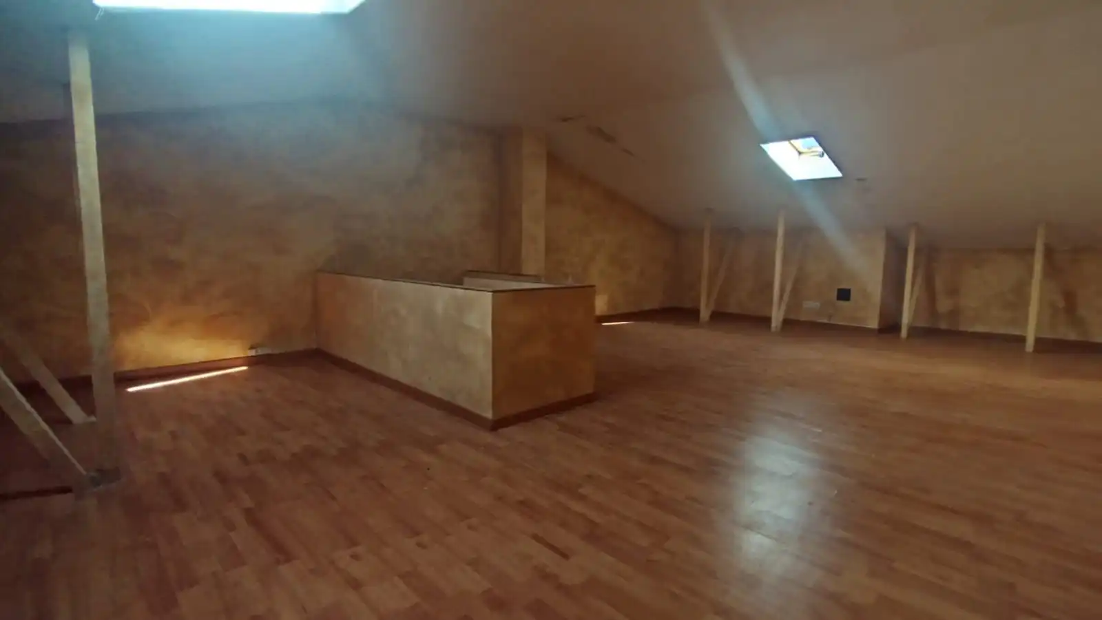 Casa adosada en venda en Uceda amb Calefacció, Jardí privat i Parquet