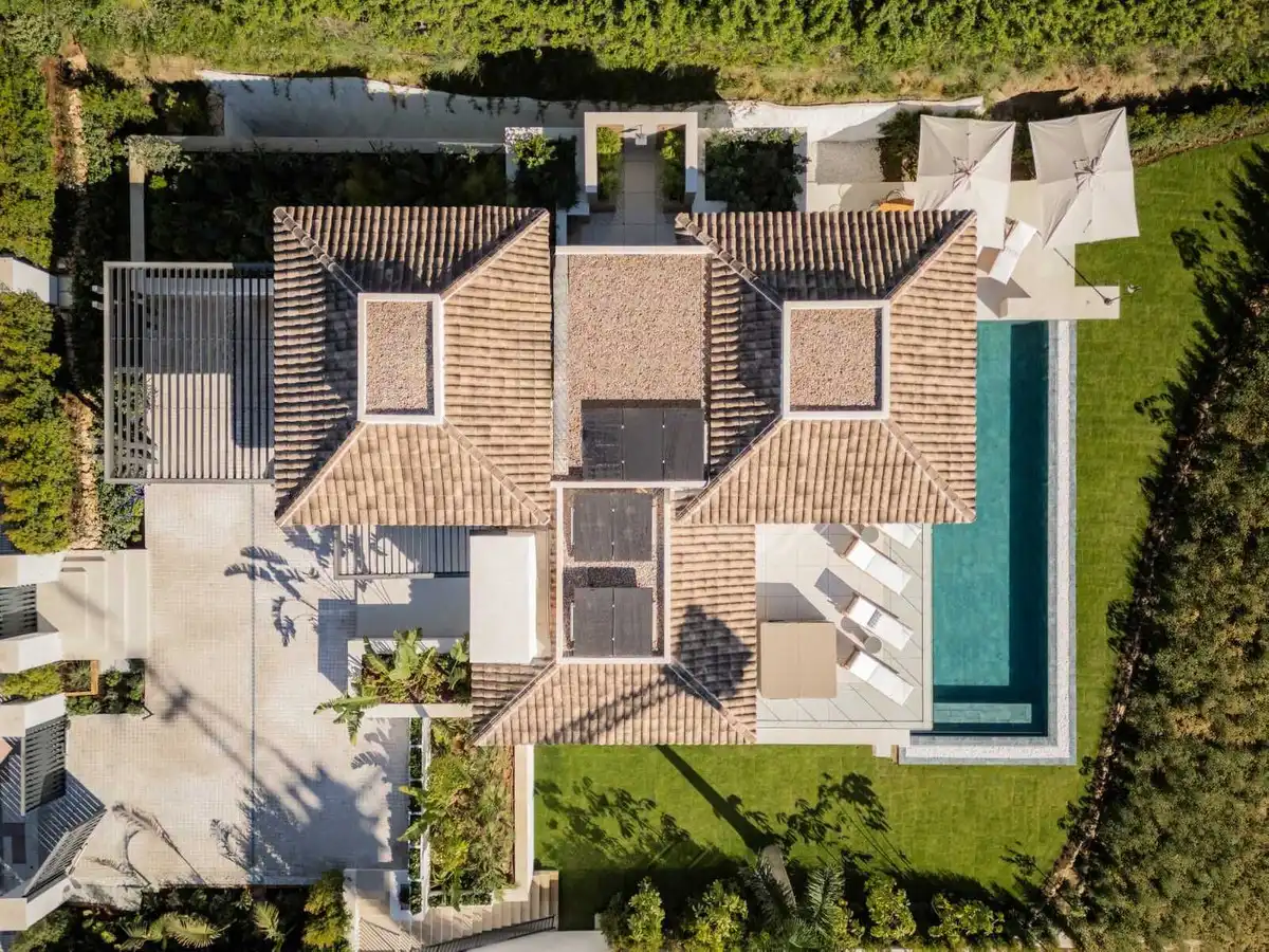 Vista exterior de Casa o chalet en venta en Marbella con Aire acondicionado, Jardín privado y Terraza