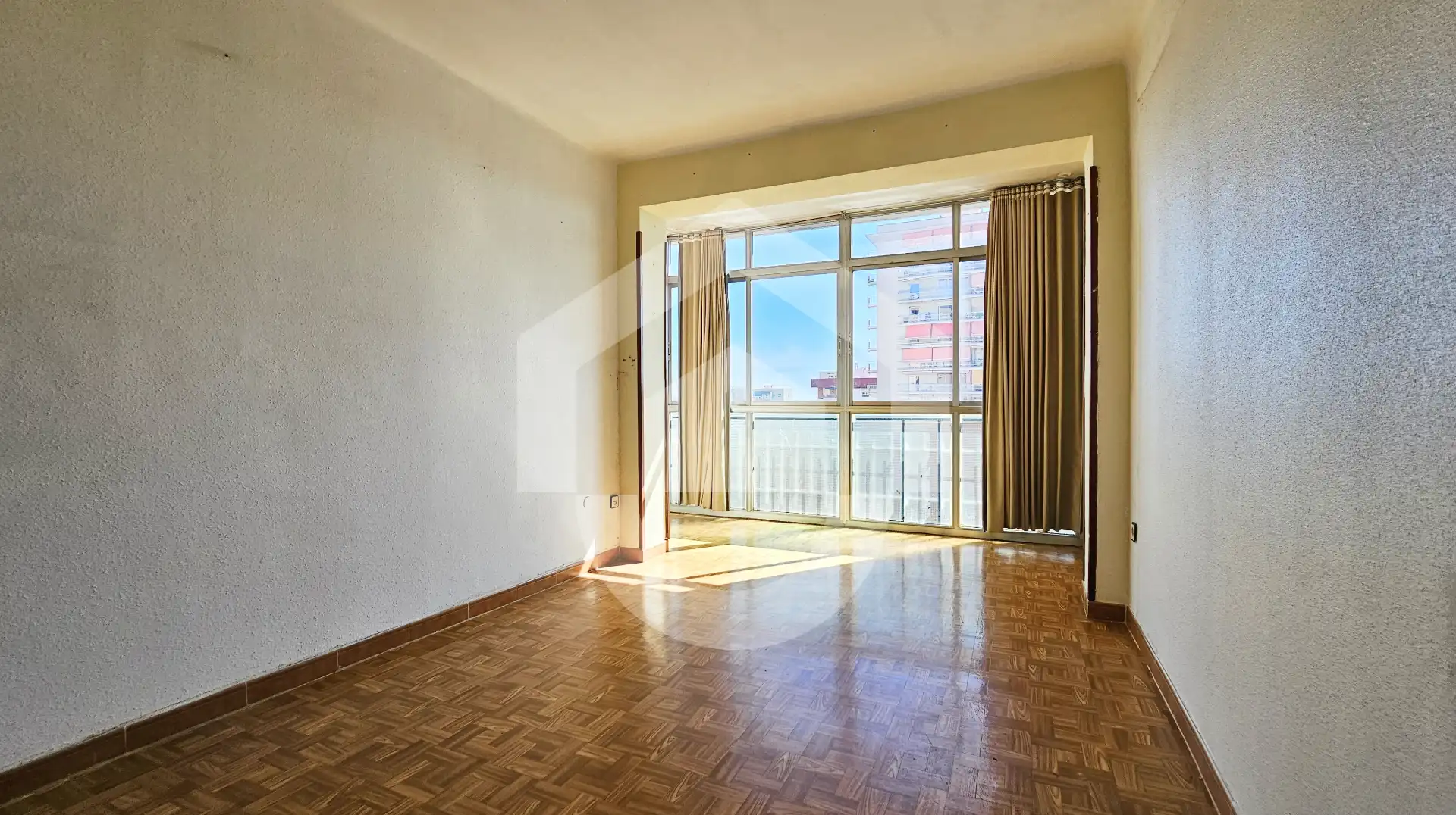 Flat with lift for sale in Passeig de Valldaura, imagen 3