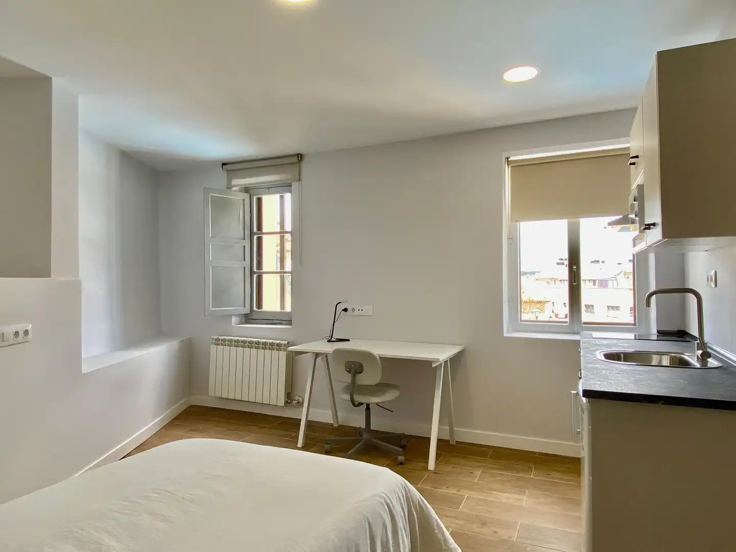 Habitación de Edificio en venta en Ávila