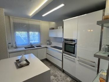 Wohnung mit Balkon zur Miete in Avenida País Leonés 69
