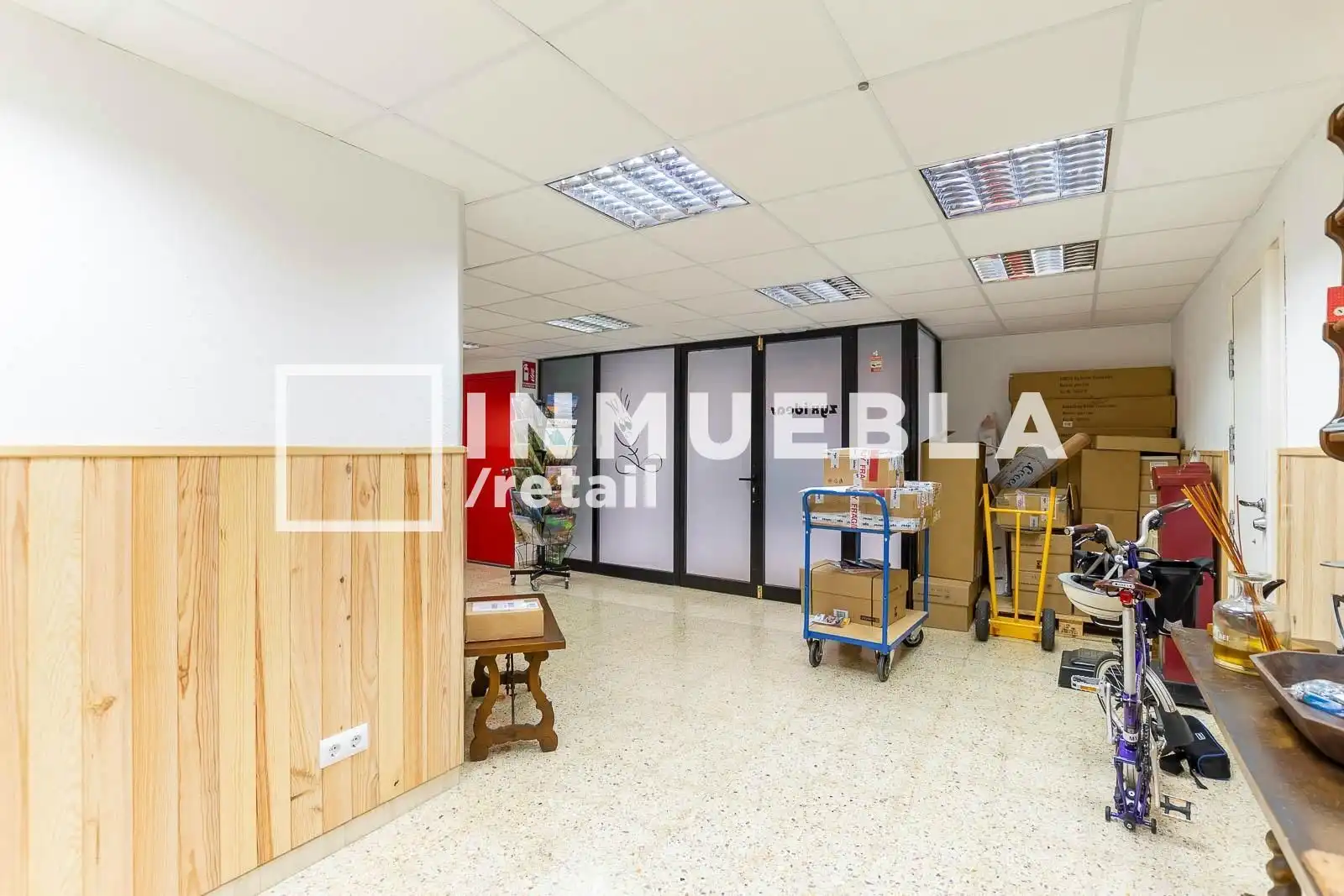 Local en venta en Barcelona con Aire acondicionado, Terraza y Alarma