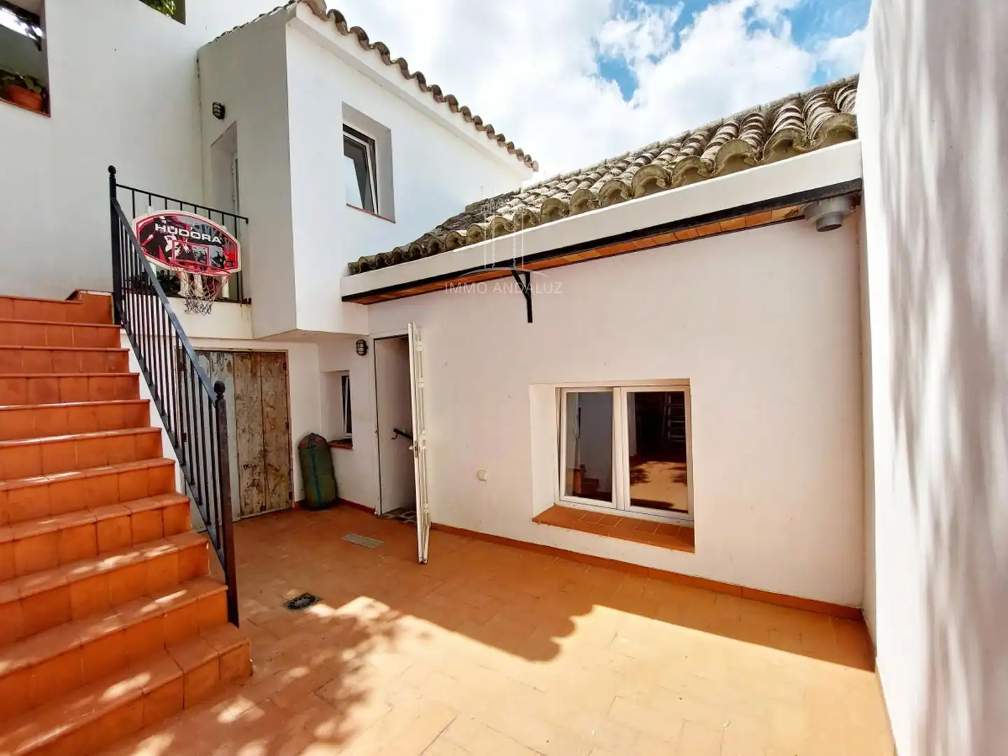 Exterior view of Detached homes for sale in Alcalá de los Gazules  with Heating
