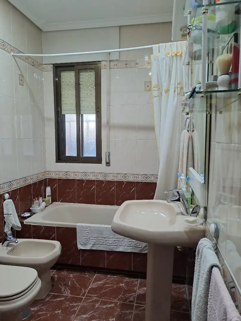 Bathroom of Houses for sale in Aranjuez  with Air Conditioner, Heating and Private garden