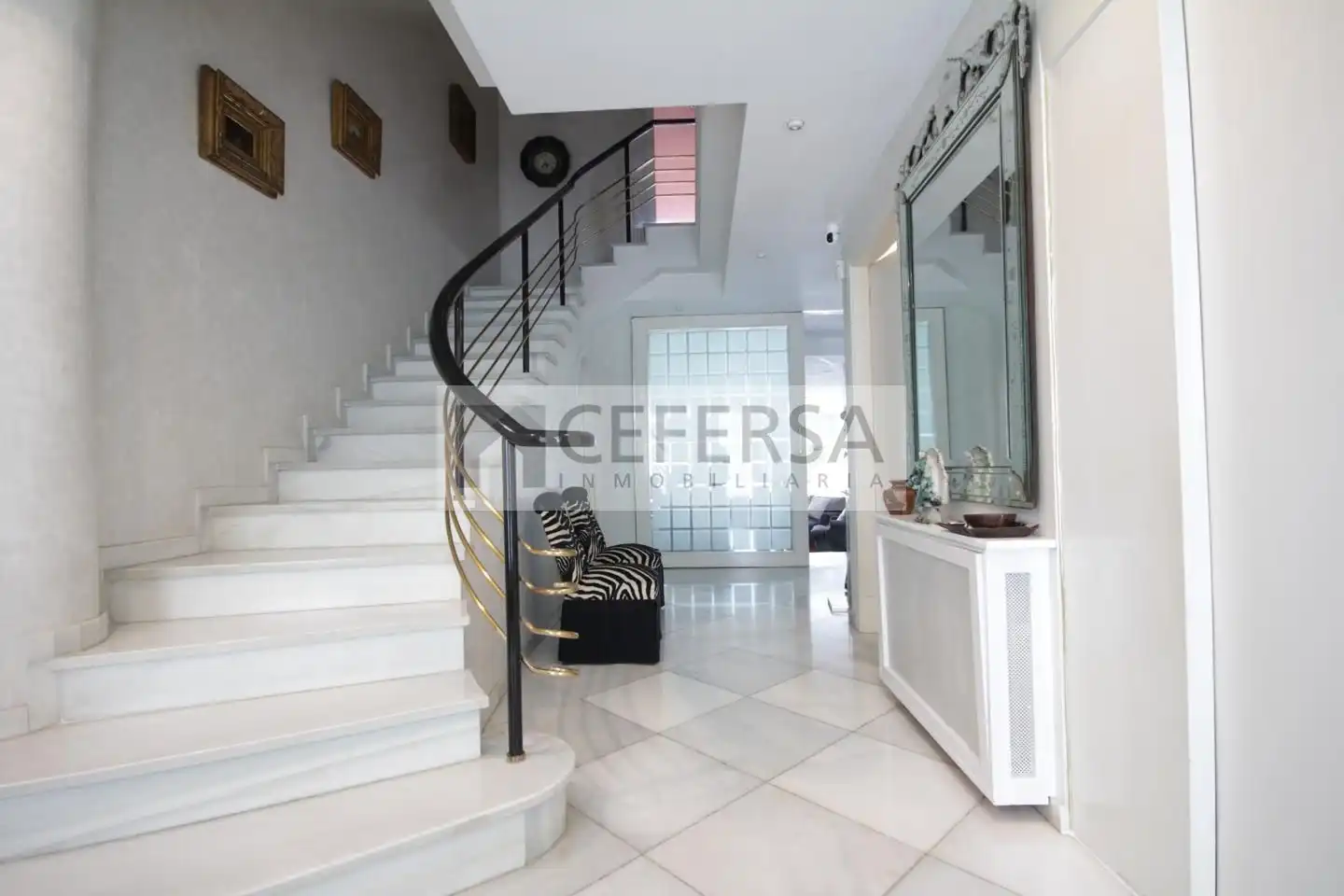 Reihenhaus mit Pool zum Verkauf in calle de Miret i Sans, imagen 7