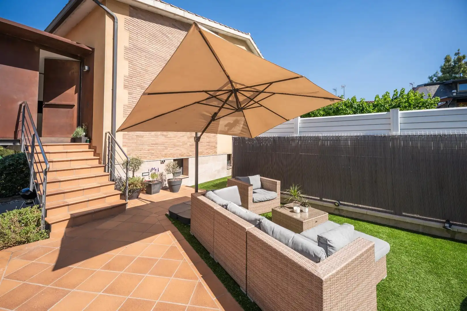 Terraza de Casa o chalet en venta en Montmeló con Calefacción, Terraza y Jacuzzi