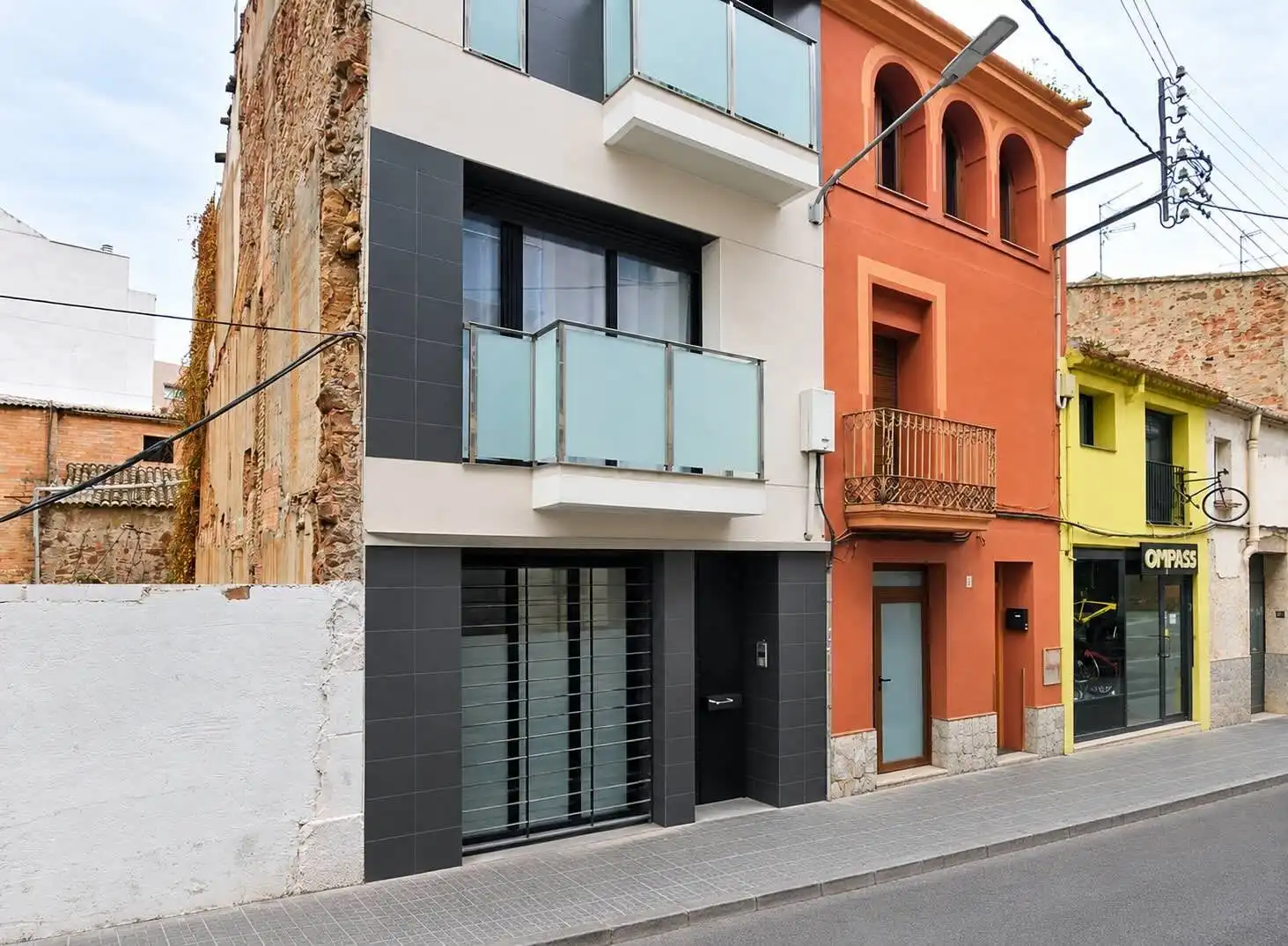 Vista exterior de Pis en venda en Sant Andreu de la Barca