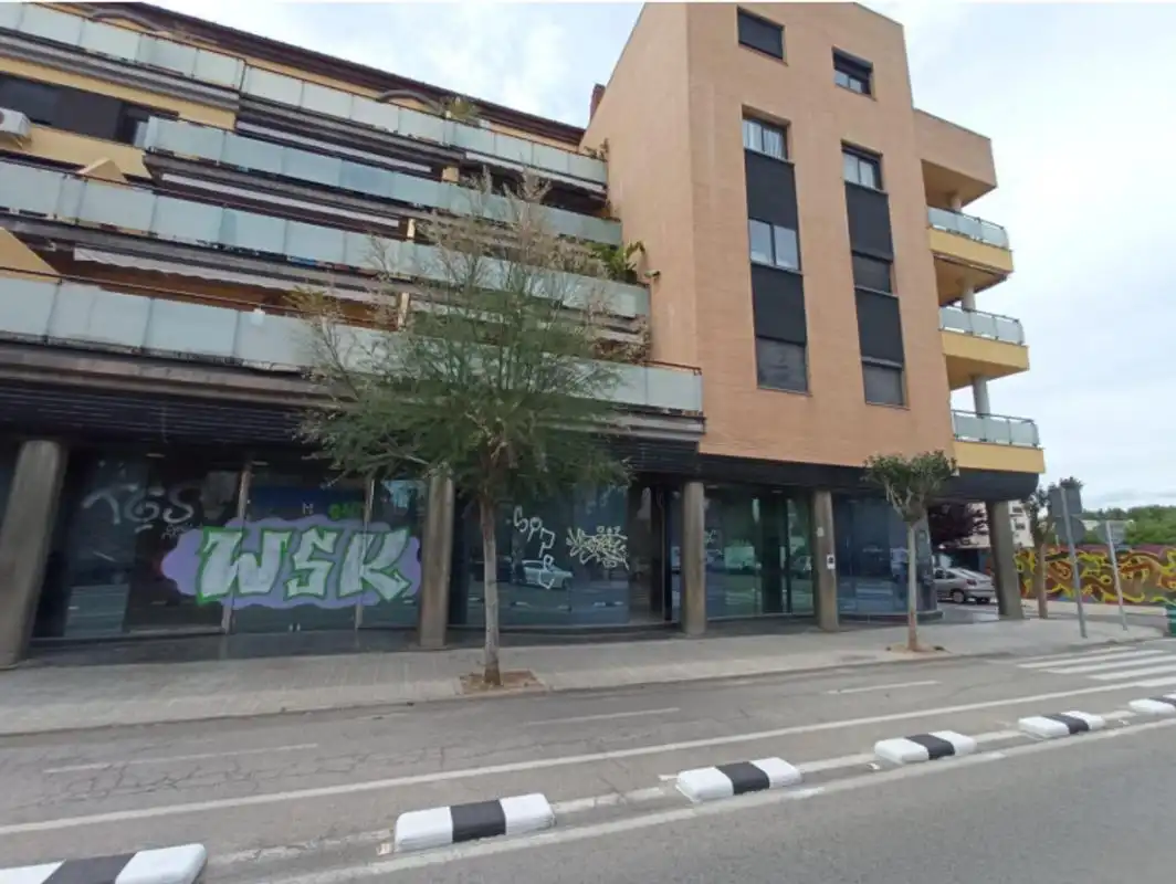 Local comercial en venda a Carrer Francesc de Vinatea