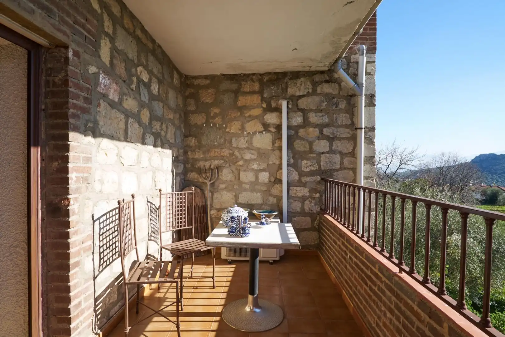 Terrassa de Finca rústica en venda en Jaén amb Aire condicionat, Calefacció i Jardí privat
